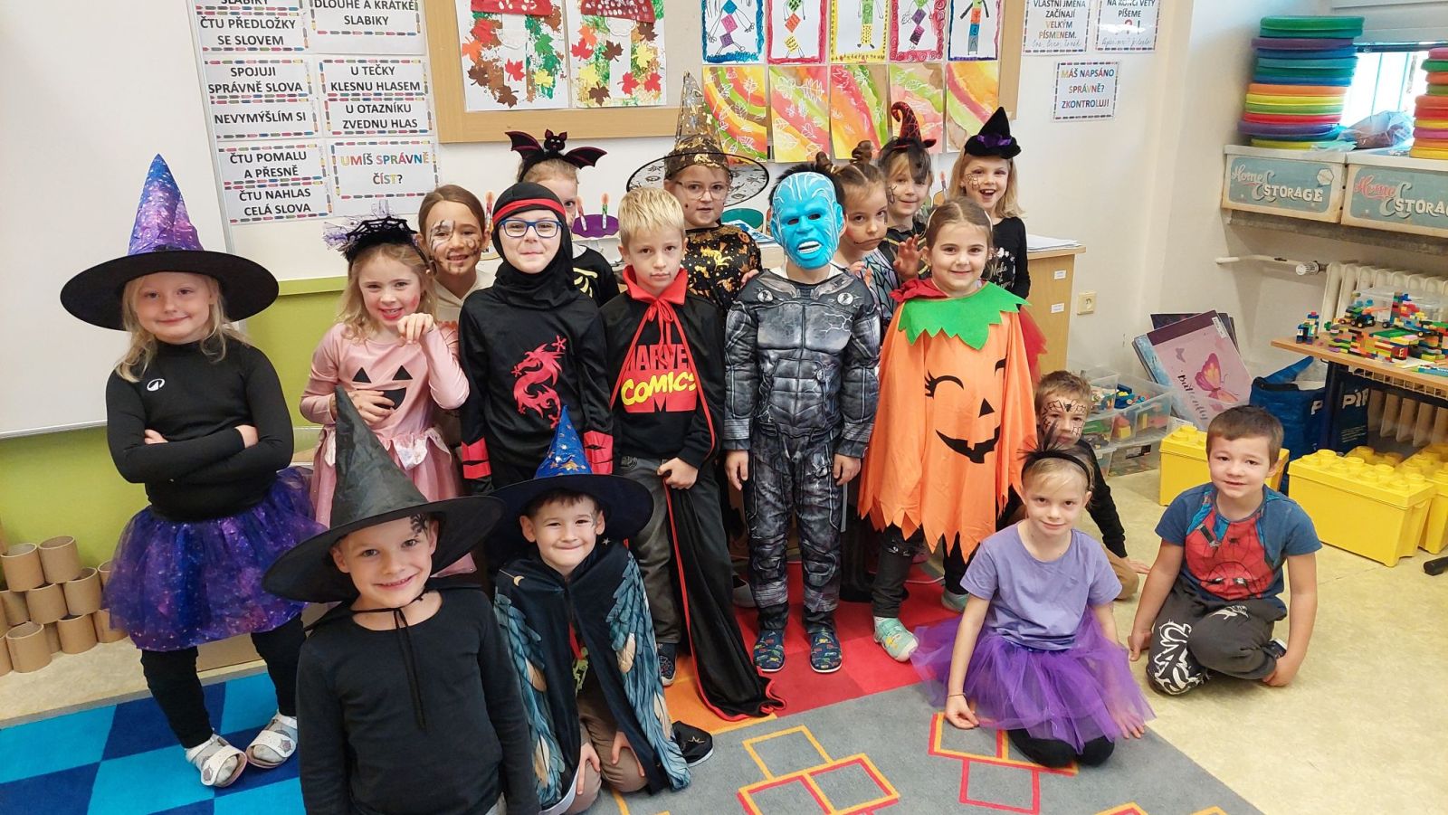 Halloween a laskavý listopad aneb Školní parlament v akci